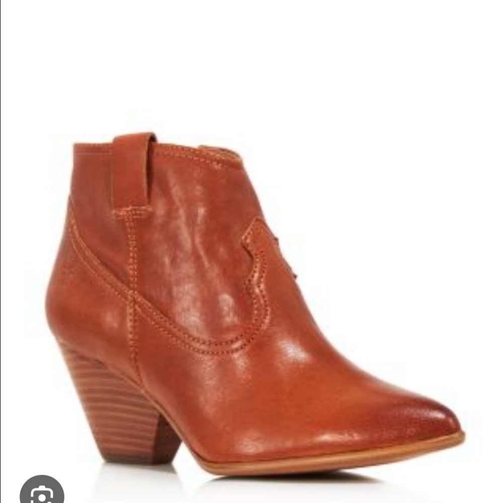 FRYE REINA LEATHER WESTERN BOOTIES IN CHESTNUT SIZE 9.5